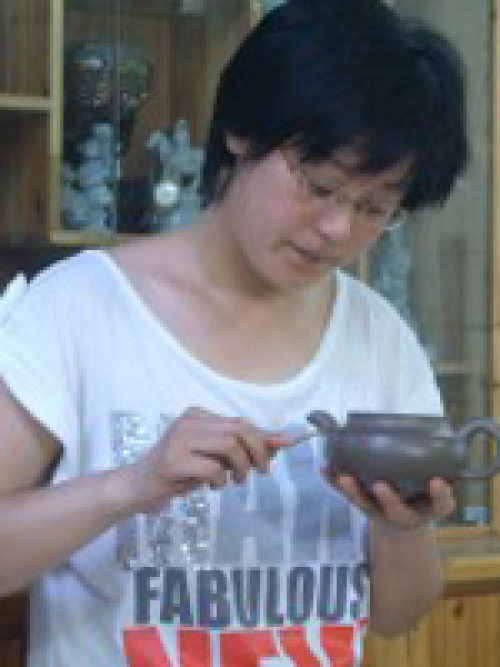 李利