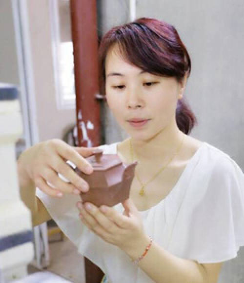 蒋彩莉