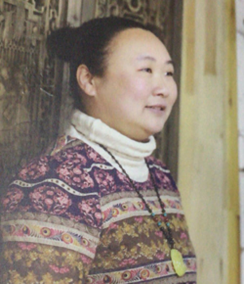 王云云