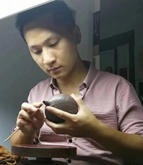 林明康