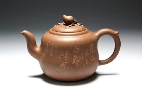 徐安碧制雪桃壶