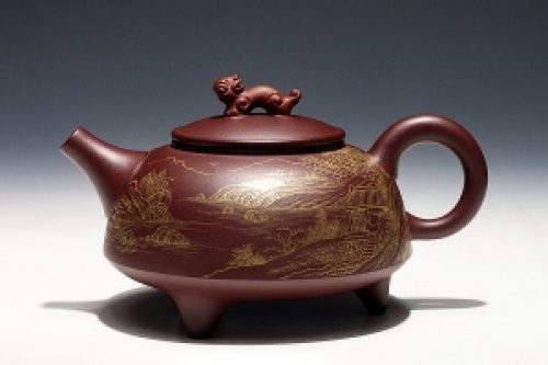 威震山河(描金)紫砂壶