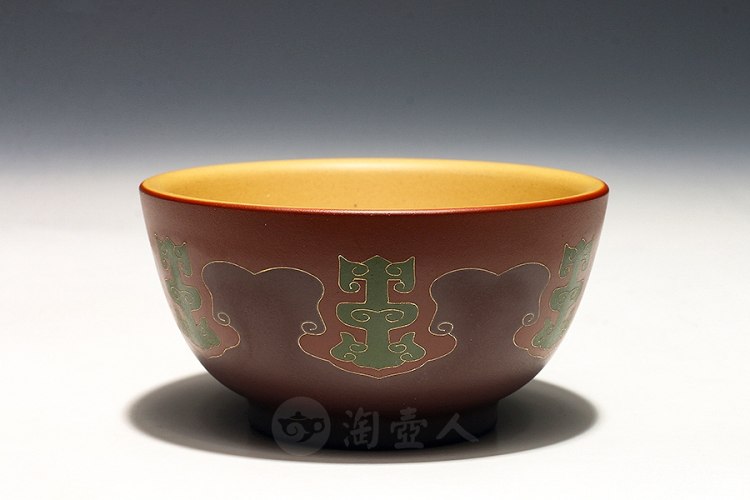王卫良制金彩杯
