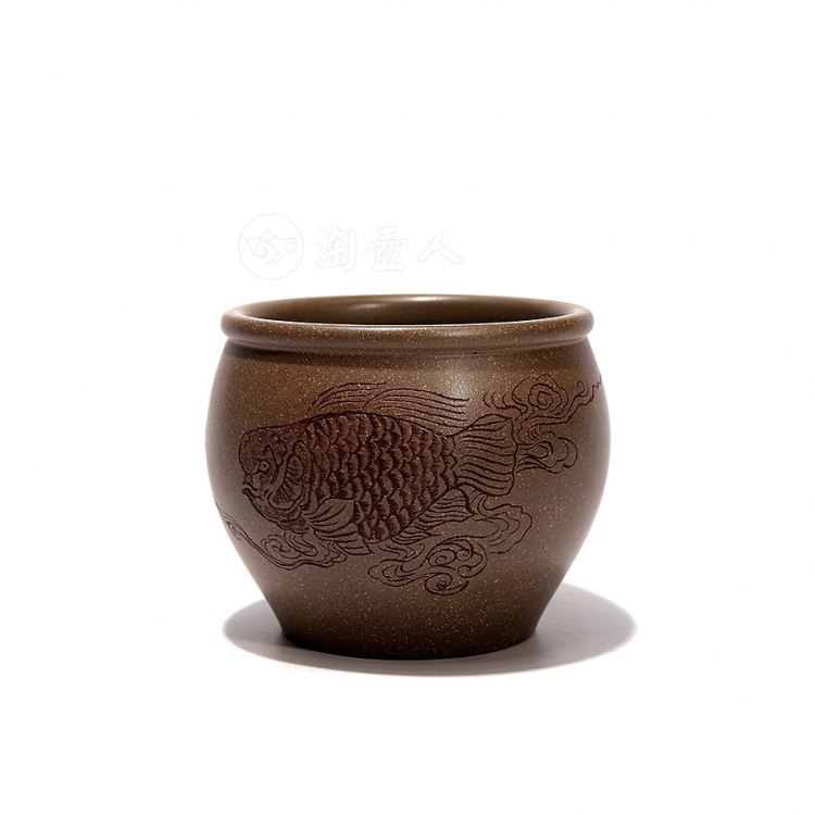 民间艺人制福缸品茗杯