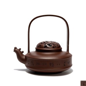 鲍峰岩具备成为大师的条件吗