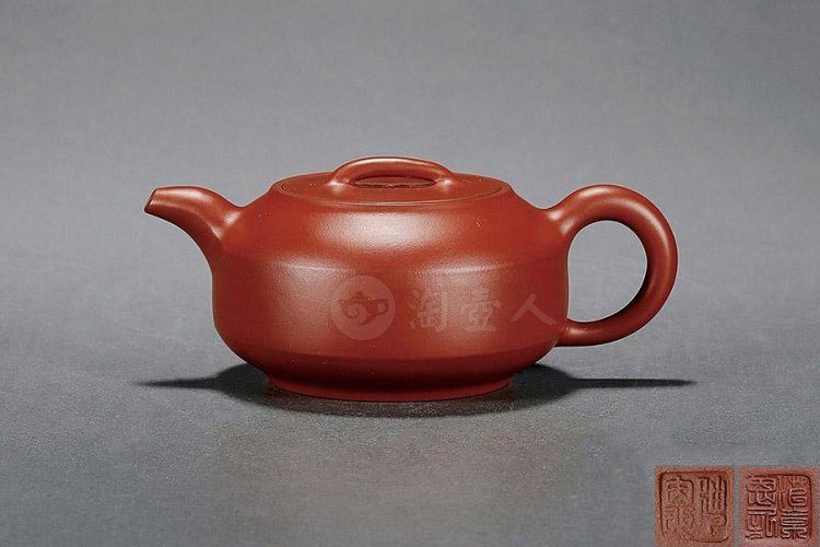 范章恩制朱泥汉君壶