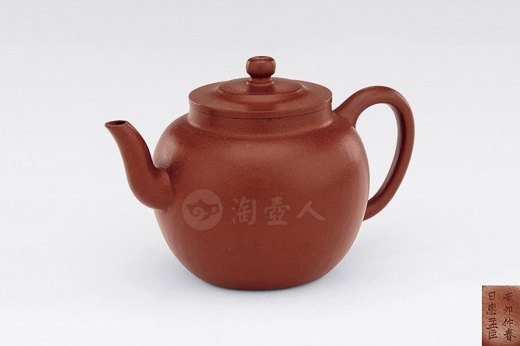 清早期 惠孟臣款朱砂平盖莲子壶