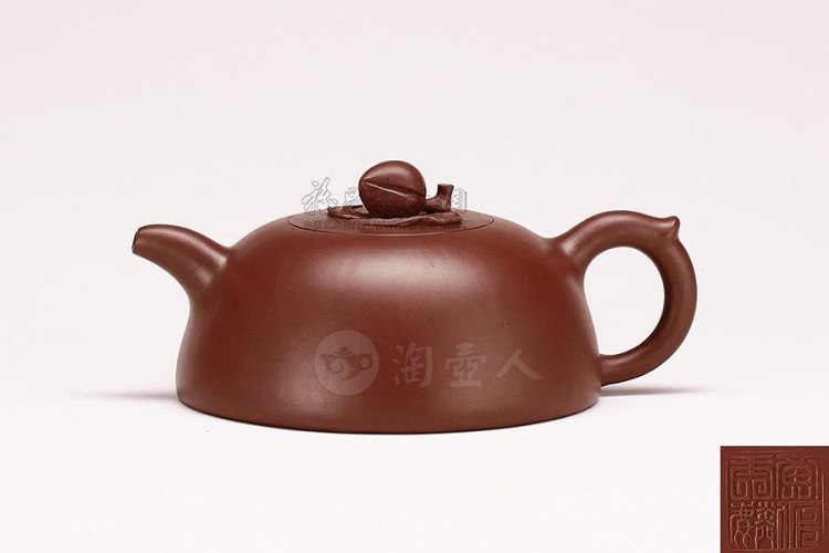 清末民初 黄玉麟款半月桃钮壶