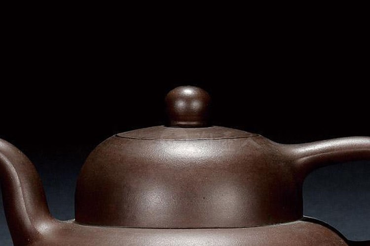 清晚期·黄玉麟制紫泥笠荫壶