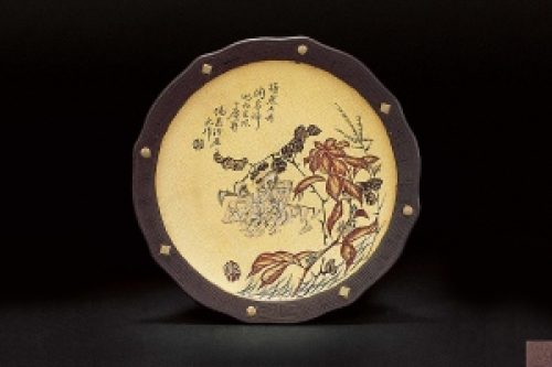 任淦庭刻花卉图挂盘