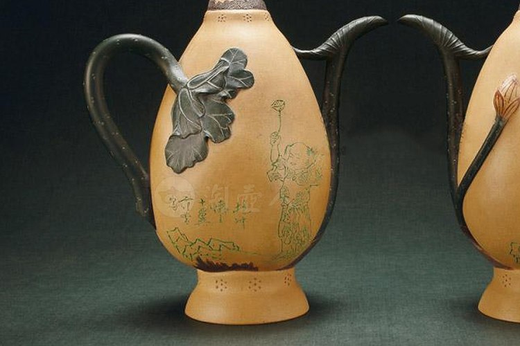 蒋蓉、范曾合作 莲藕倒流壶
