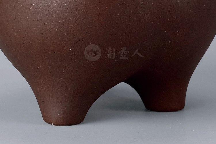 当代 徐秀棠制三足凤首壶