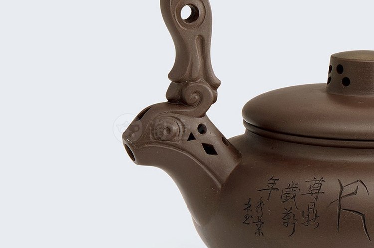 当代 徐秀棠周桂珍合作龙生九子提梁壶