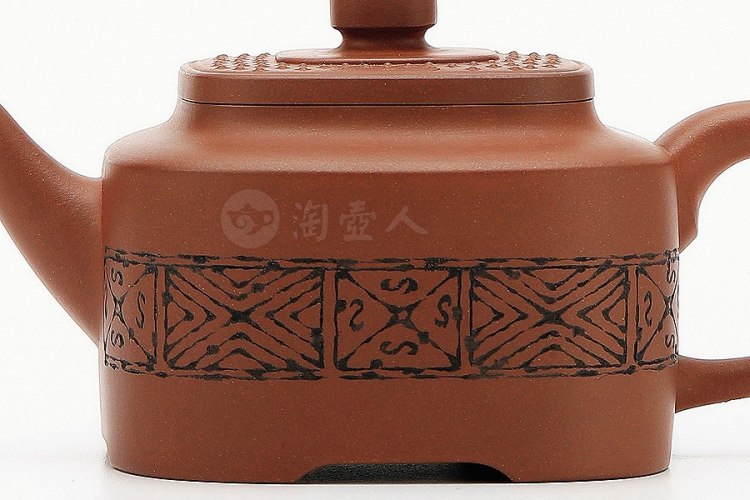 施小马制玉璧紫韵壶
