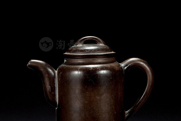 冯桂林制紫泥汲直壶