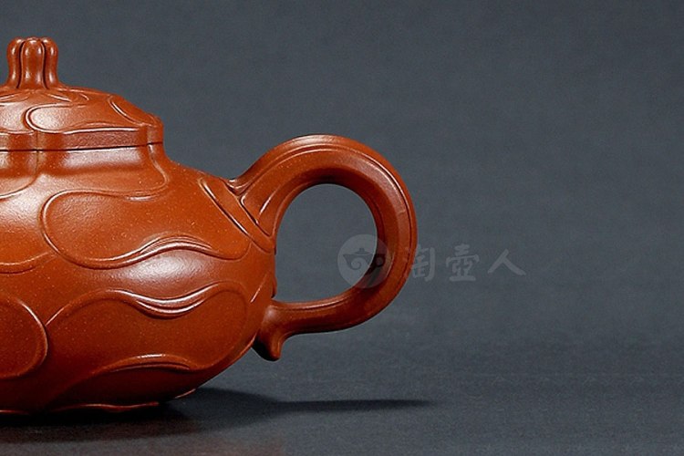 李涵鸣制降坡泥风卷葵壶
