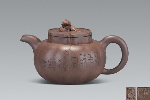 狮钮瓜棱壶紫砂壶