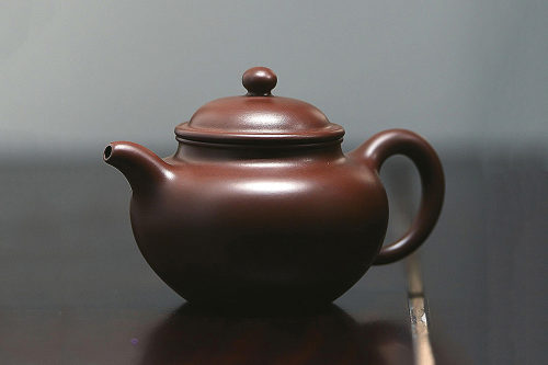 顾景舟制《掇球壶》