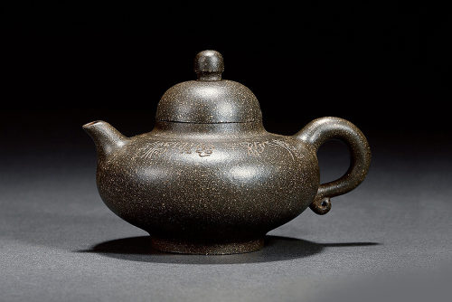 黄苗子书顾绍培制《绿泥调砂华颖壶》