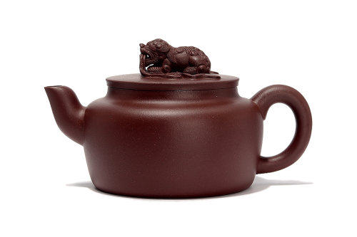 张年秀制《绶带狮钮壶》 张年秀制《绶带狮钮壶》